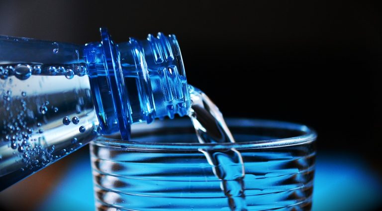 What makes a water mineral water